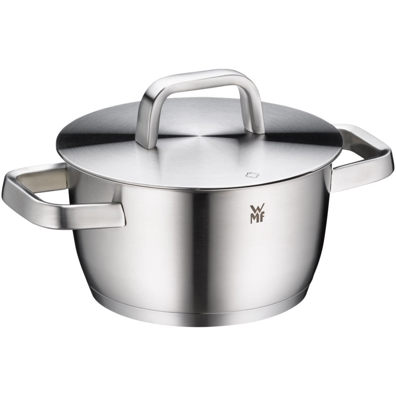 WMF Iconic High casserole with lid 18cm
